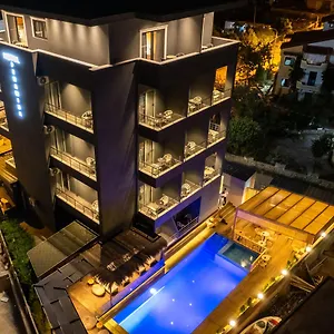 4* Szálloda Piramida